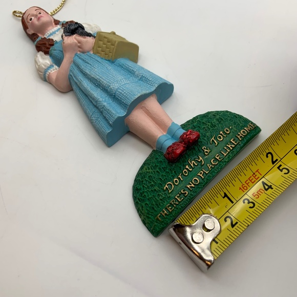 VTG Kurt Adler Wizard of Oz Dorothy & Toto 'No Place Like Home' Ceramic Ornament - Picture 10 of 10